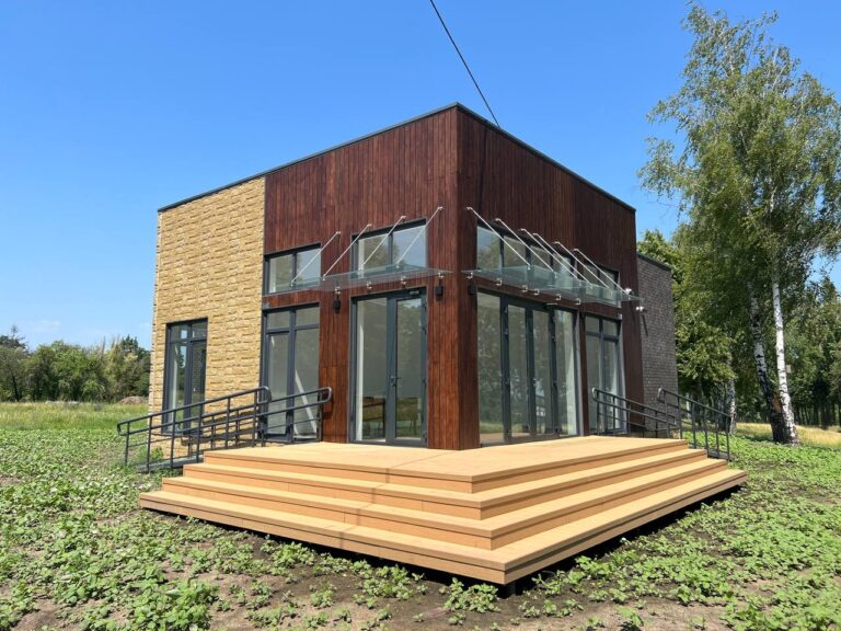 Адміністративно-побутовий комплекс 130м2
