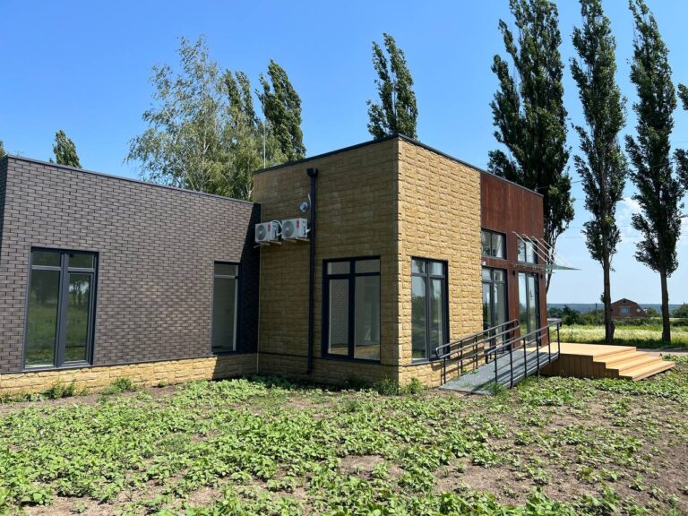 Адміністративно-побутовий комплекс 130м2