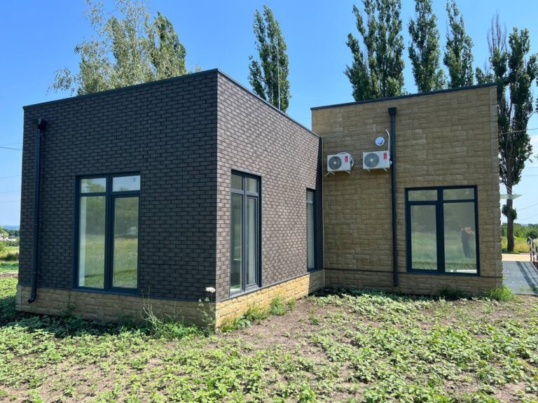 Адміністративно-побутовий комплекс 130м2