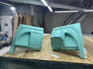 Виробництво човнів зі склопластику